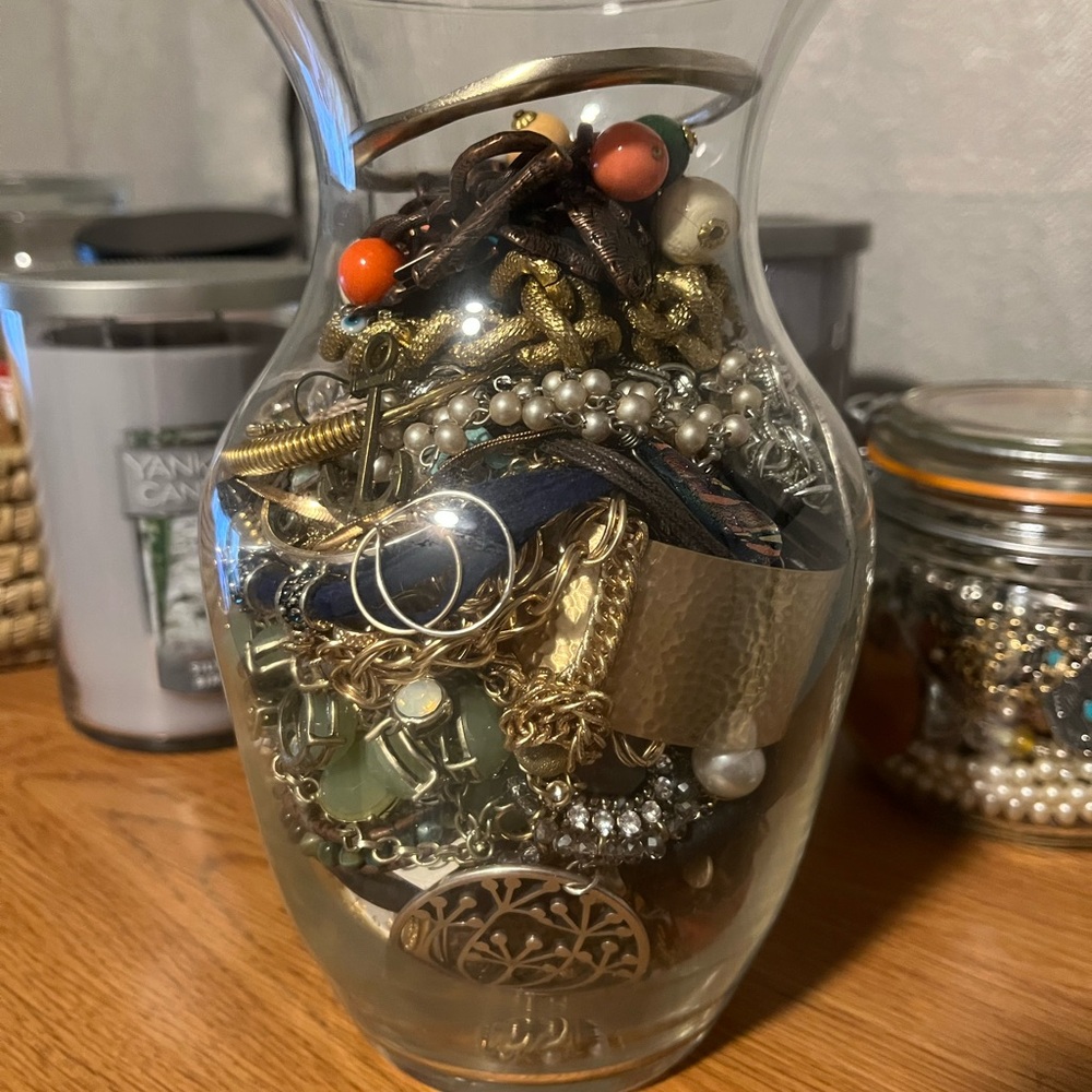 JEWELRY BUNDLES